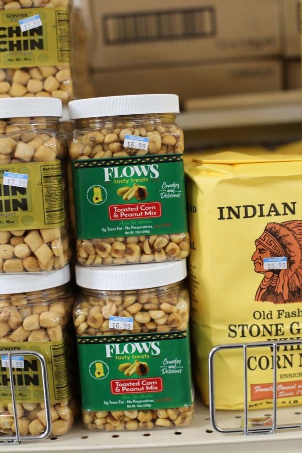 FLOWS Toasted Corn & Peanut Mix